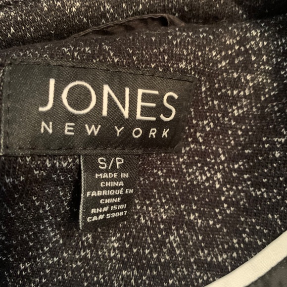 Coat - Picture 2 of 3